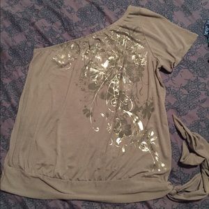 Reposh cold- shoulder top