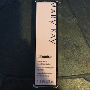 Beige 2 Timewise matte-wear liquid foundation