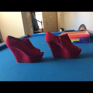 Hot Tomato suede peep toe ankle booties. Size 12.