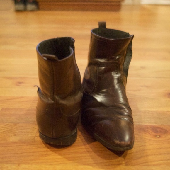 Classy leather boots main image 4