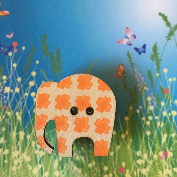 One wooden elephant pin, 2 styles to choose from. - Picture 2 of 3