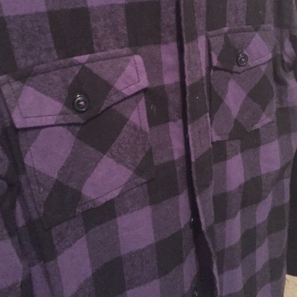 Flannel - Picture 3 of 4