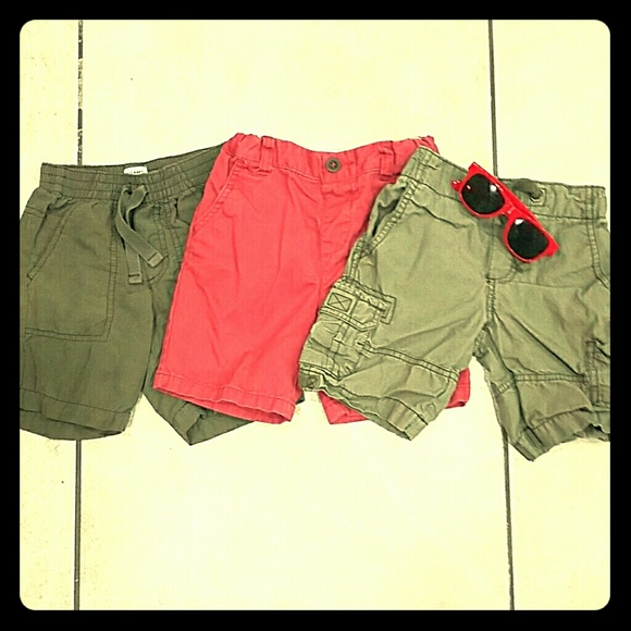 Bundle 2T toddler shorts