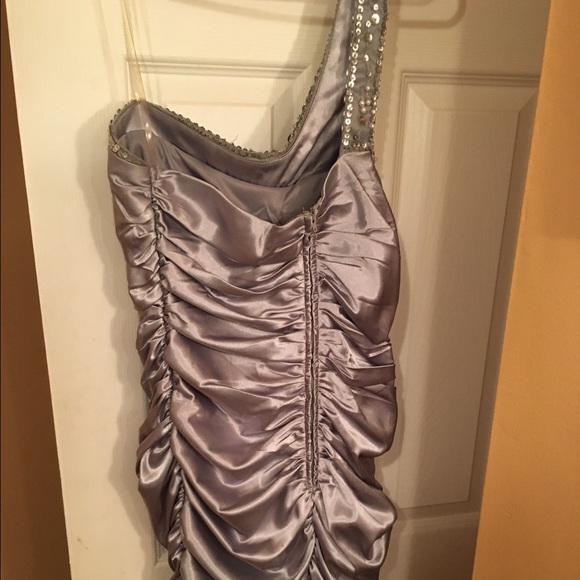 Silver homecoming dress - Picture 3 of 4
