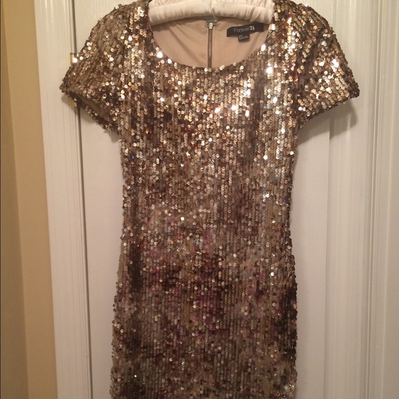 Forever 21 gold sequin mini - Picture 1 of 4