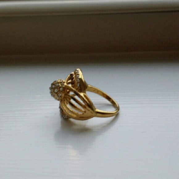 Gold ring - Picture 4 of 4