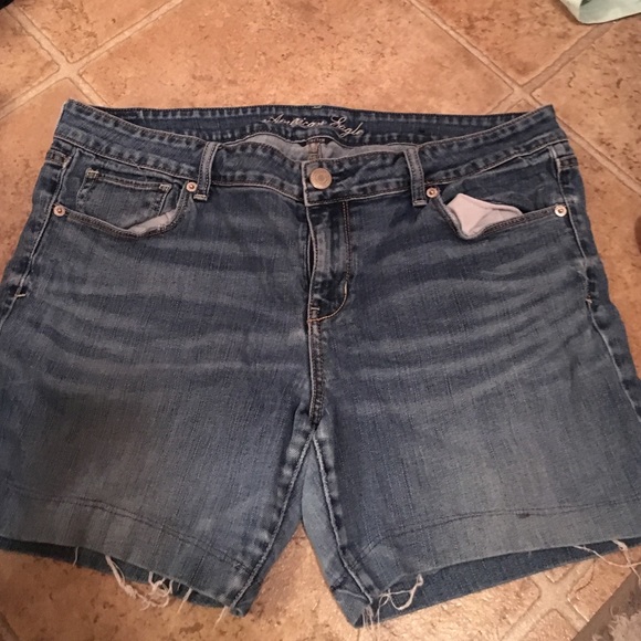 American Eagle cut off shorts