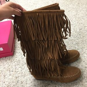 Frill Boots