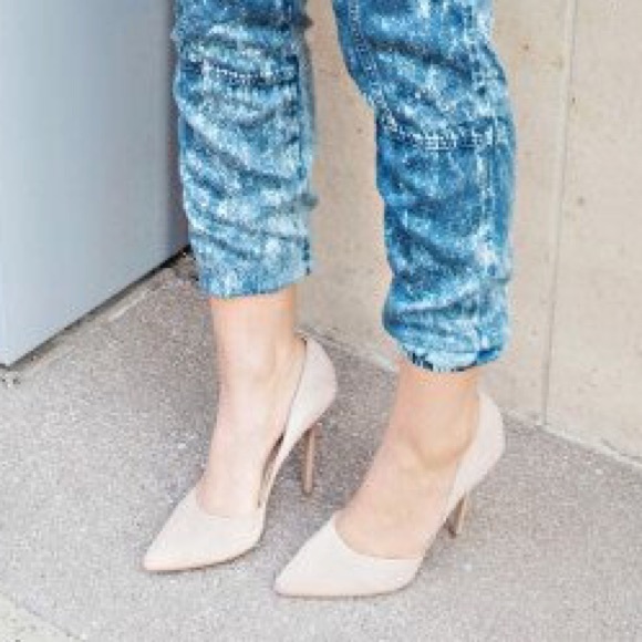 Steve Madden nude heels - Picture 2 of 4