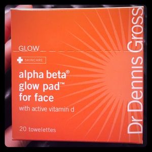 Dr. Dennis Gross Glow Pad for Face. 19/20 pads