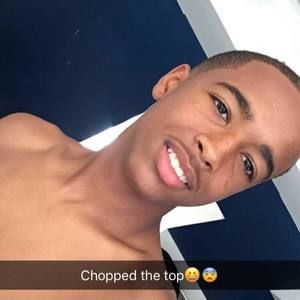 Meet your Posher, Elijah