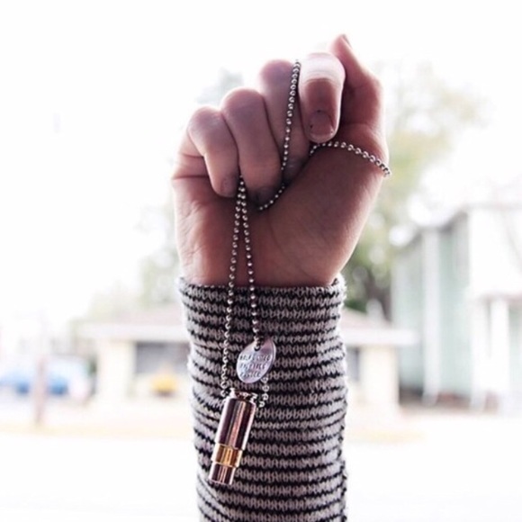 Rose Gold Bullet Necklace - Picture 3 of 4