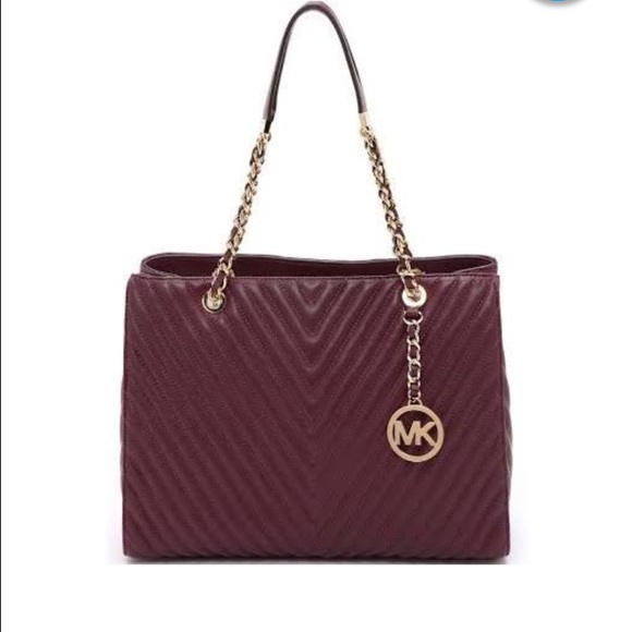 🗣👀Weekend Sale! 🎉🚨Merlot Fall statement purse