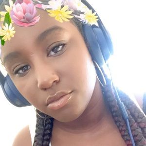 Meet your Posher, Hailey