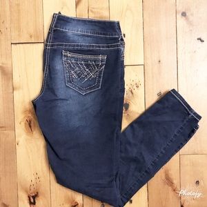 Maurice's Darkwash Jegging Large