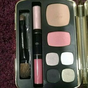 bareMinerals face palette with lipgloss and brush