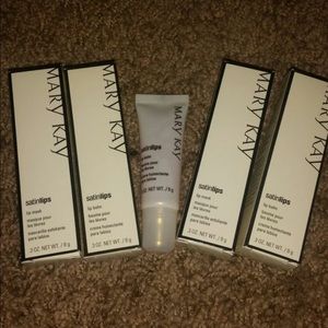 Mary Kay satin lip mask