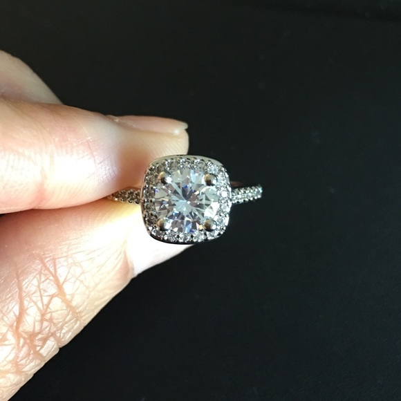 Engagement Ring 18K White Gold Plated