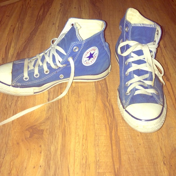 Blue high top All star Converse ⭐️