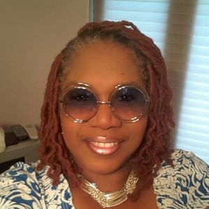 Meet your Posher, Sherri