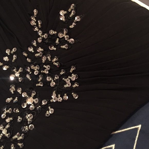 BLACK PROM DRESS PERFECT CONDITION! - Picture 3 of 3