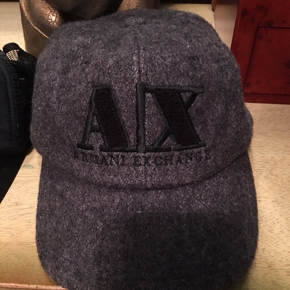 Armani Exchange wool cap
