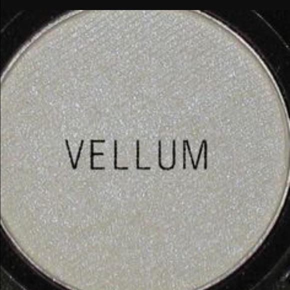 Mac Vellum Eyeshadow