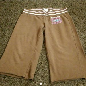 Women's cotton capris