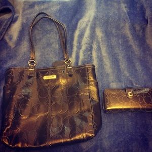 Black leather coach purse and matching wallet