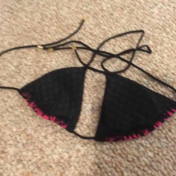 Victoria Secret bikini top - Picture 3 of 3