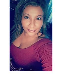 Meet your Posher, Lorena