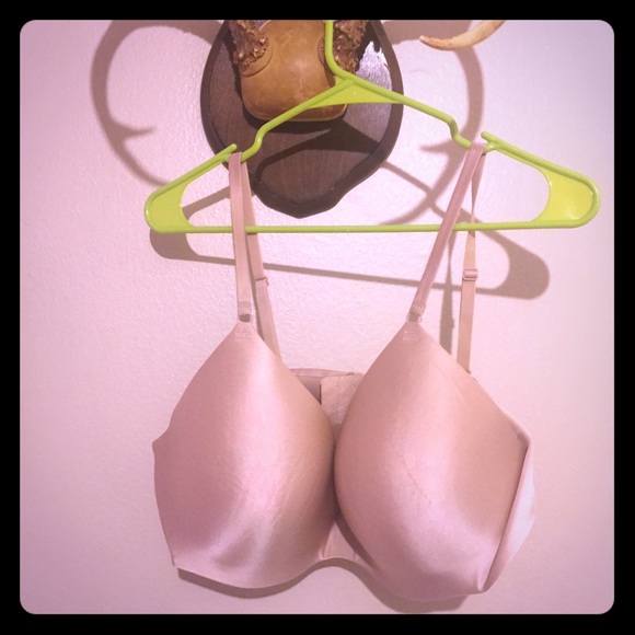 Bra - Body by Victoria's Secret