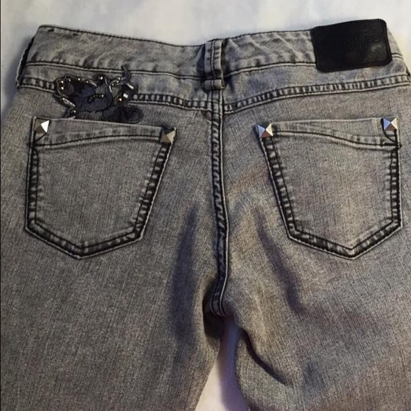 Express Jeans - Picture 2 of 3