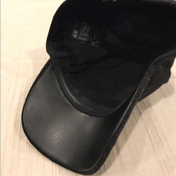 H&M Cap - Picture 2 of 3