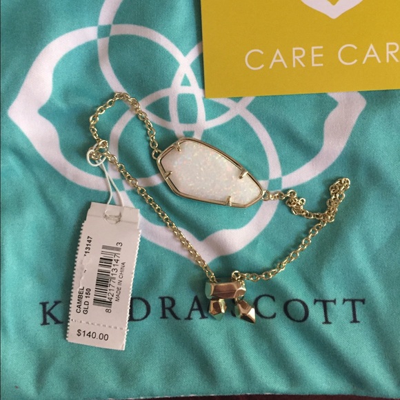 ❌SOLD❌NWT Cambel in White Opal