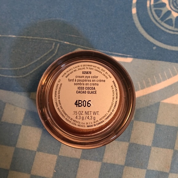 Creme eyeshadow - Picture 2 of 2