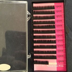 2 sets of Mink lashes