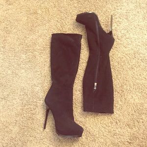 Stiletto boots