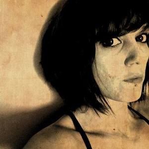 Meet your Posher, Simone