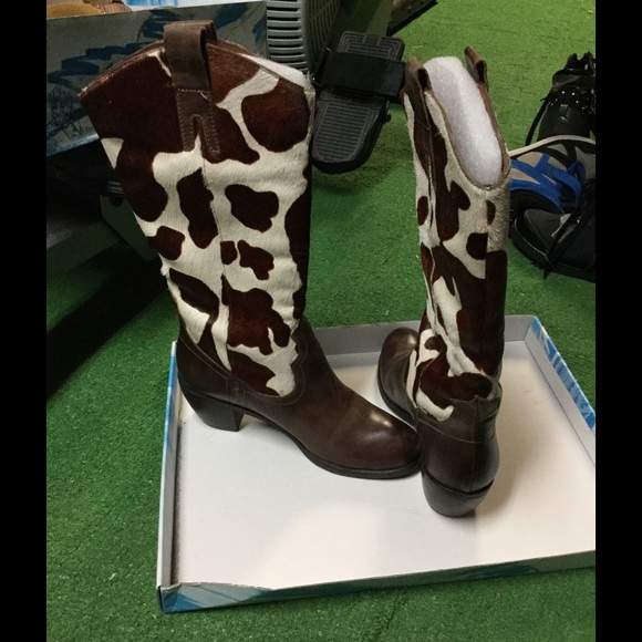 Cow boots
