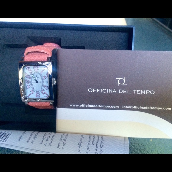 DIAMOND/STINGRAY BAND WATCH - Picture 2 of 4