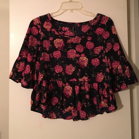 Black and Pink Floral Crop Top - Picture 1 of 3