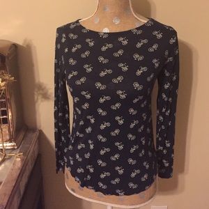 H&M navy bicycle top