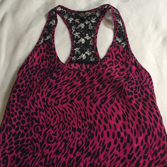 Guess Top - Picture 1 of 2