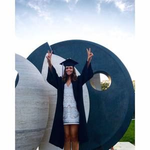 Meet your Posher, Casey