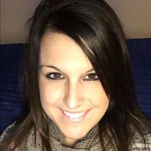 Meet your Posher, Brittney