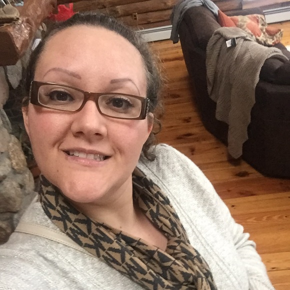 Meet your Posher, Samantha - Picture 1 of 1