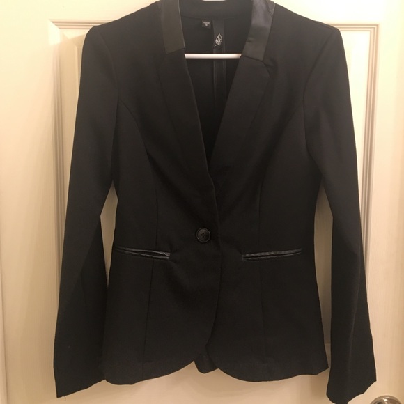 Black blazer