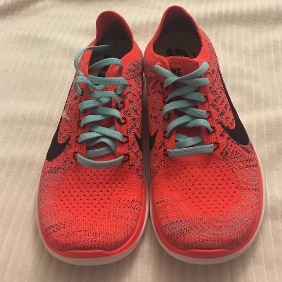 Nike Shoes - Nike Free 4.0 Flyknit Women's Running Shoes