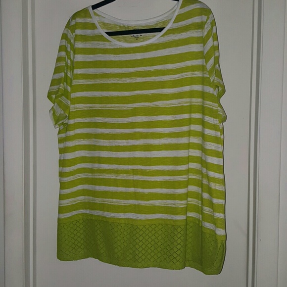 Crown & Ivy Authentic Tee NWOT